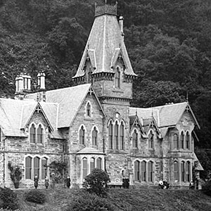 Torr Aluinn, Dunoon